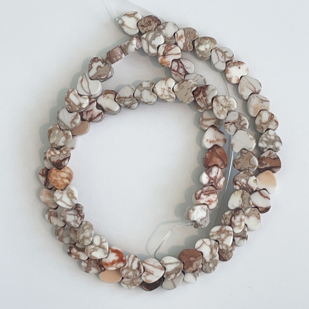 White / Beige Heart Stone