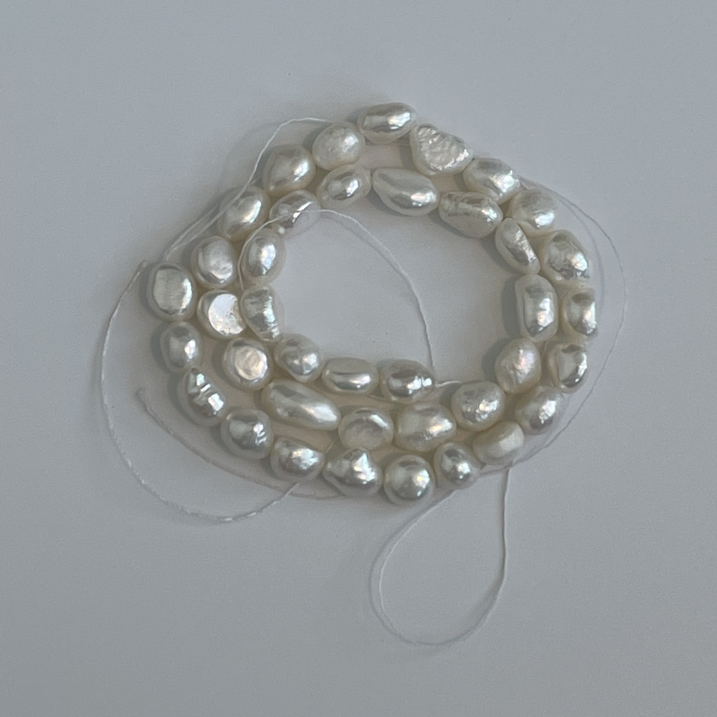 Irregular White Pearl