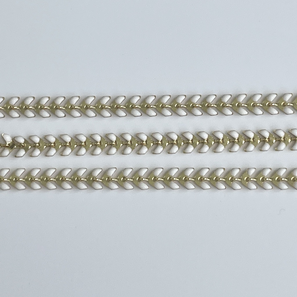 White Arrow Chain