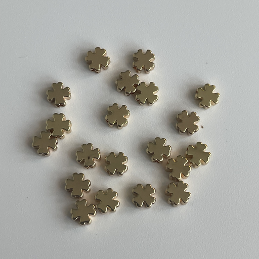 Clover Spacer