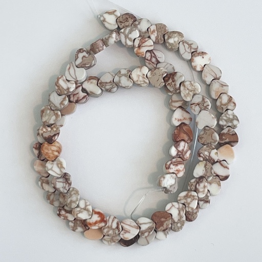 White / Beige Heart Stone