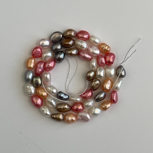 Multicoloured Strand